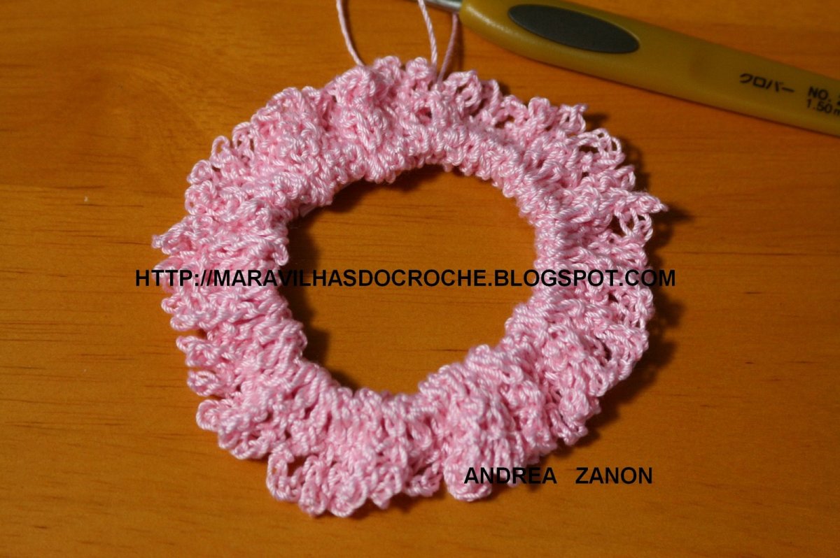 Вязаные заколки