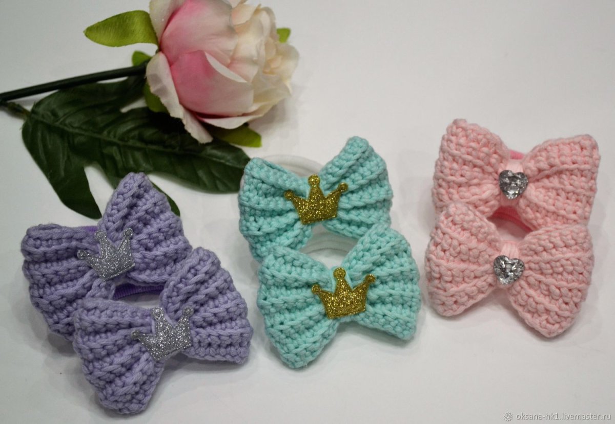 Резинка для волос спицами