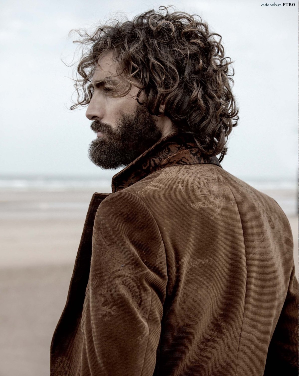 Кудрявые волосы у мужчин