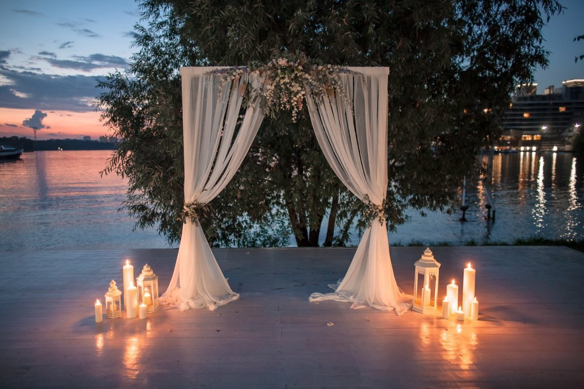 Фотозона из искусственного газона