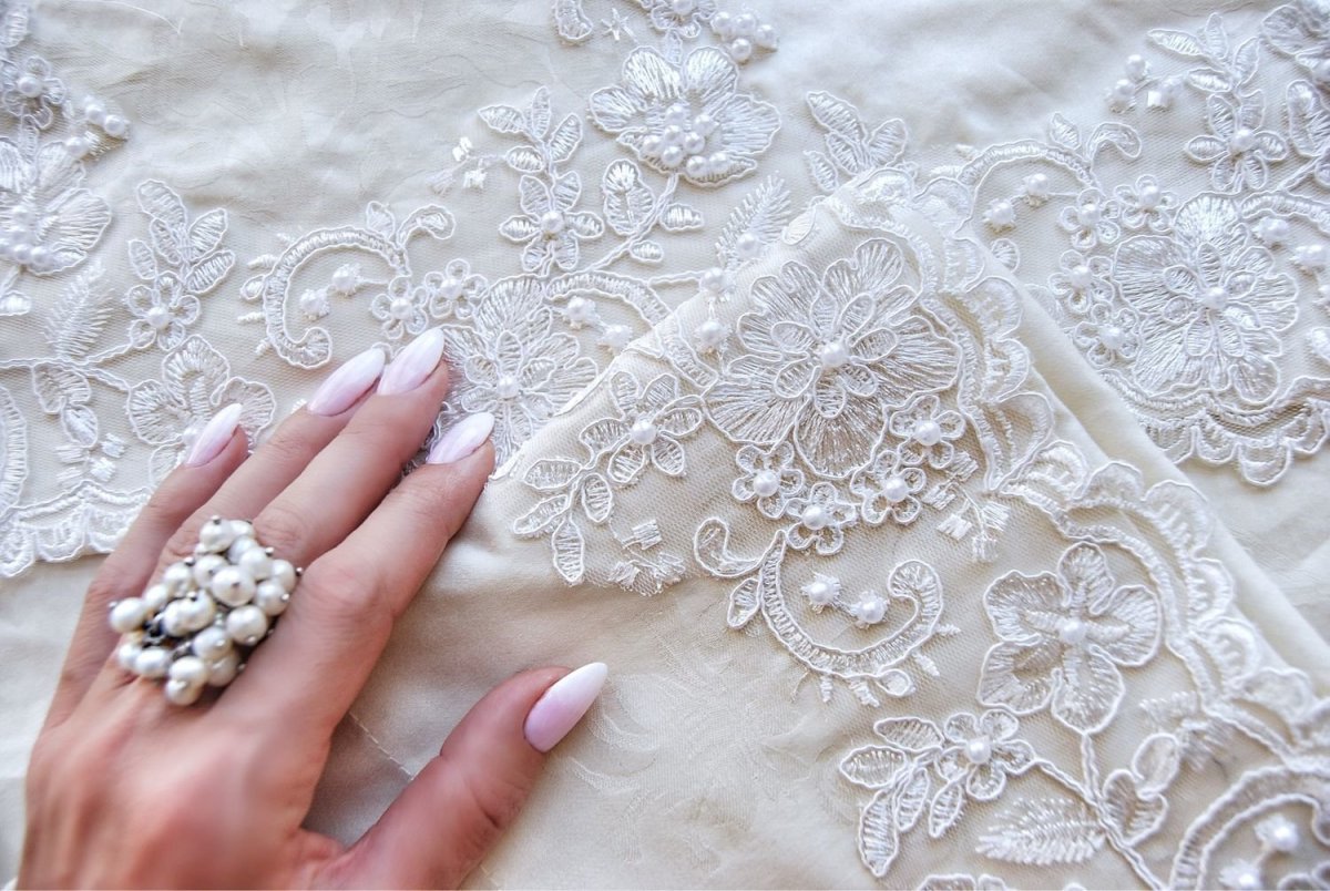 Свадебные ткани