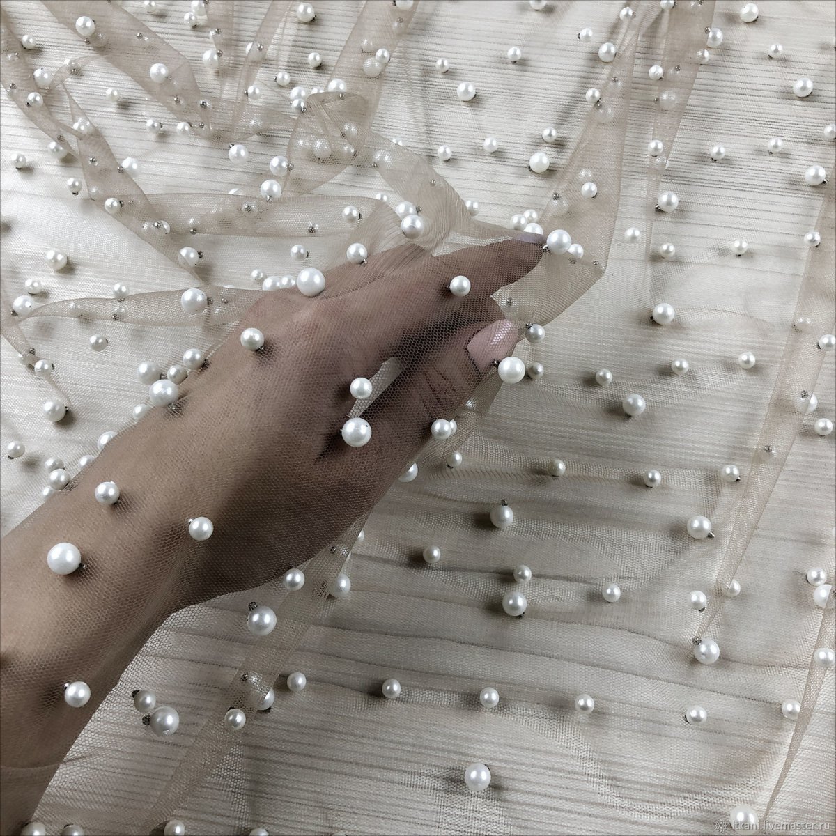 Сетка с бусинами