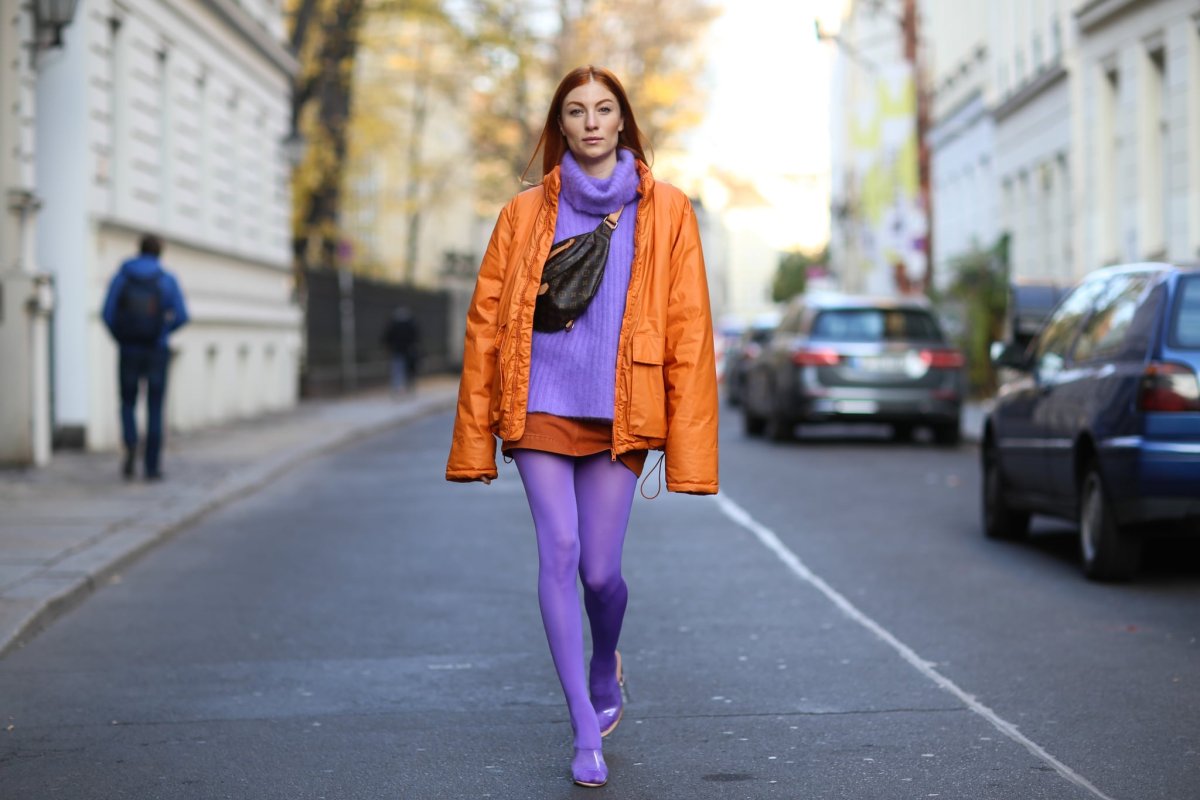 Шорты с цветными колготками