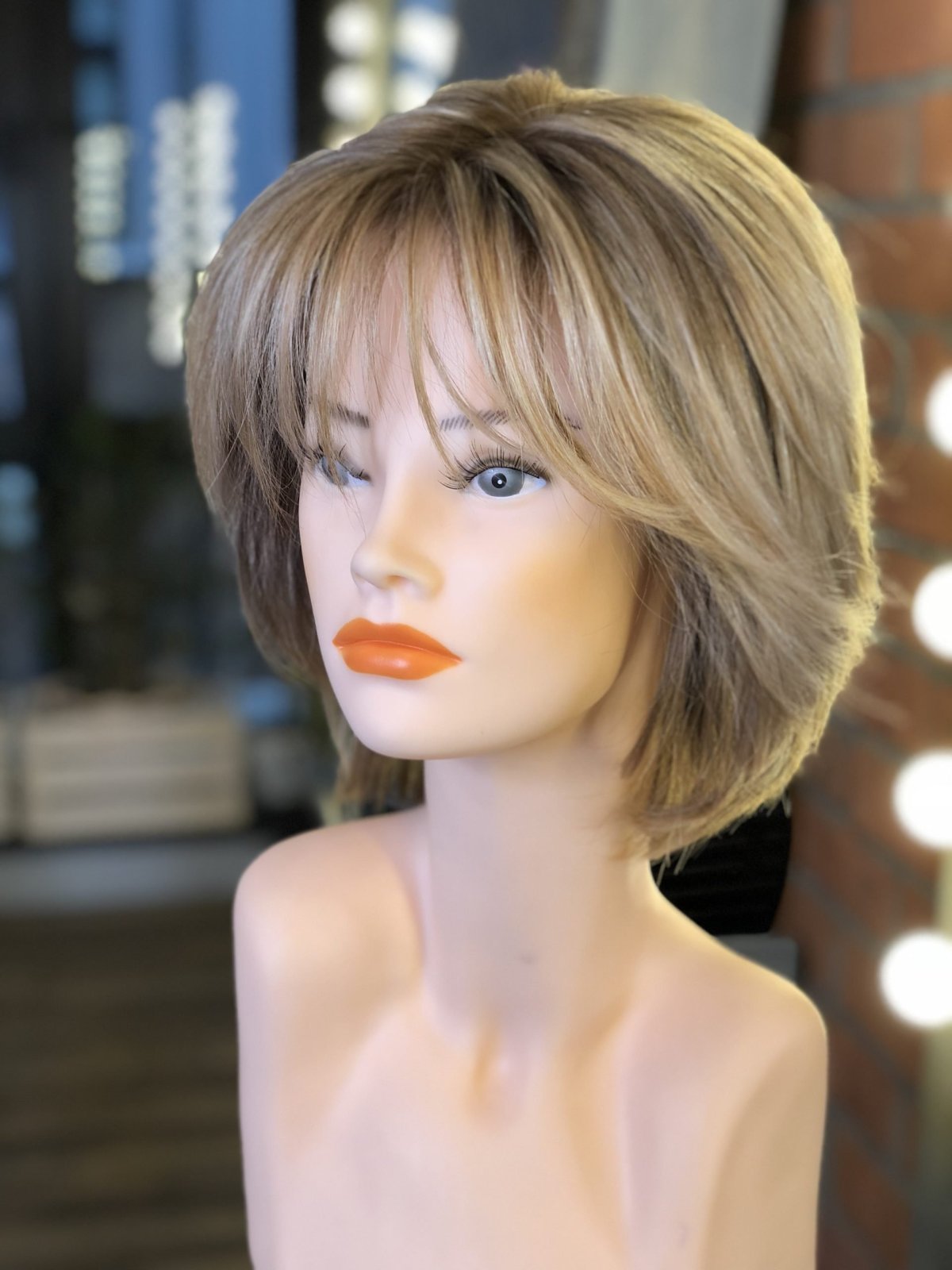 Парик женский