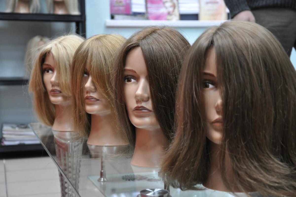 Парик естественный