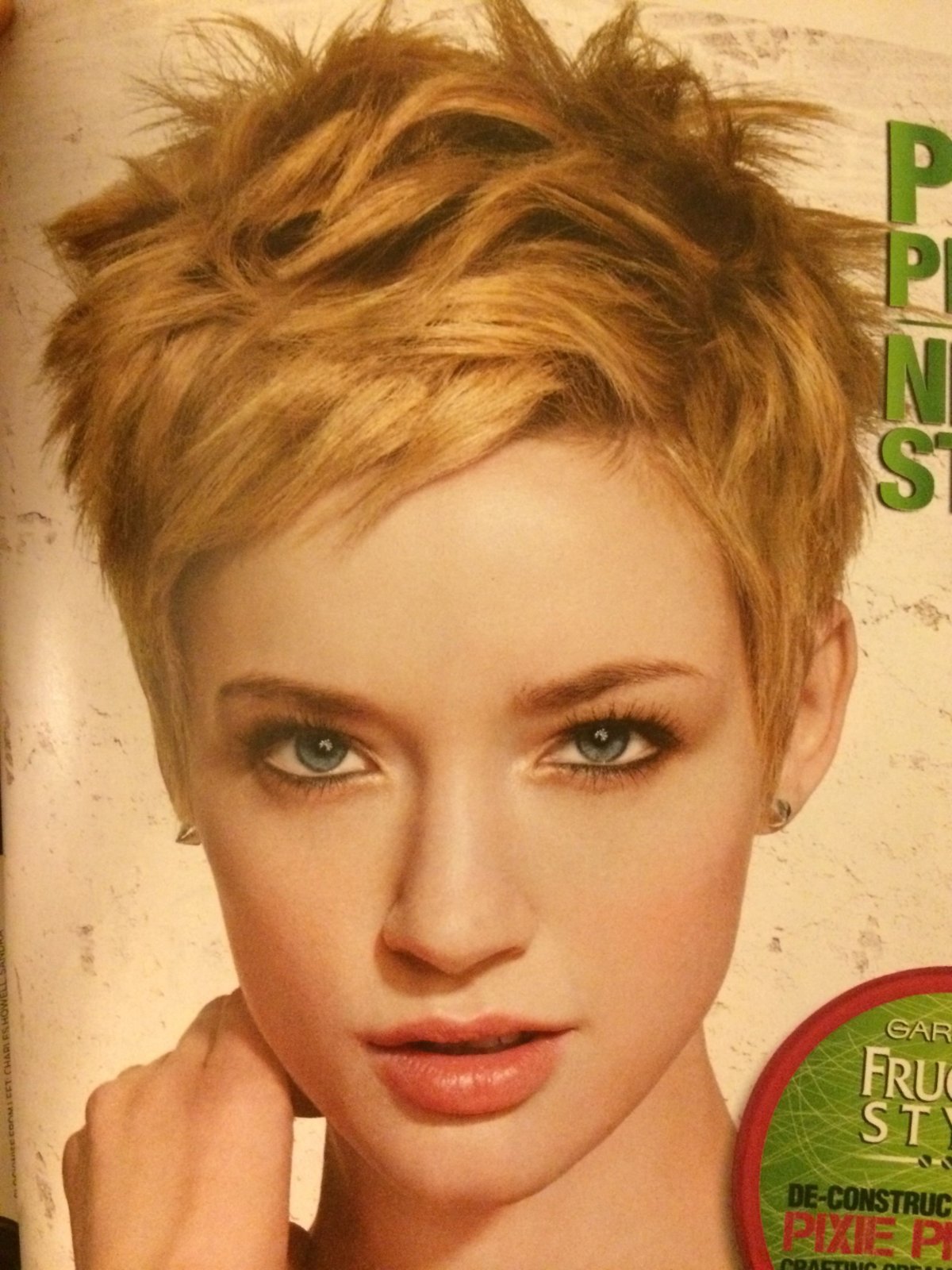 Боб каре Каскад на средние волосы 2020