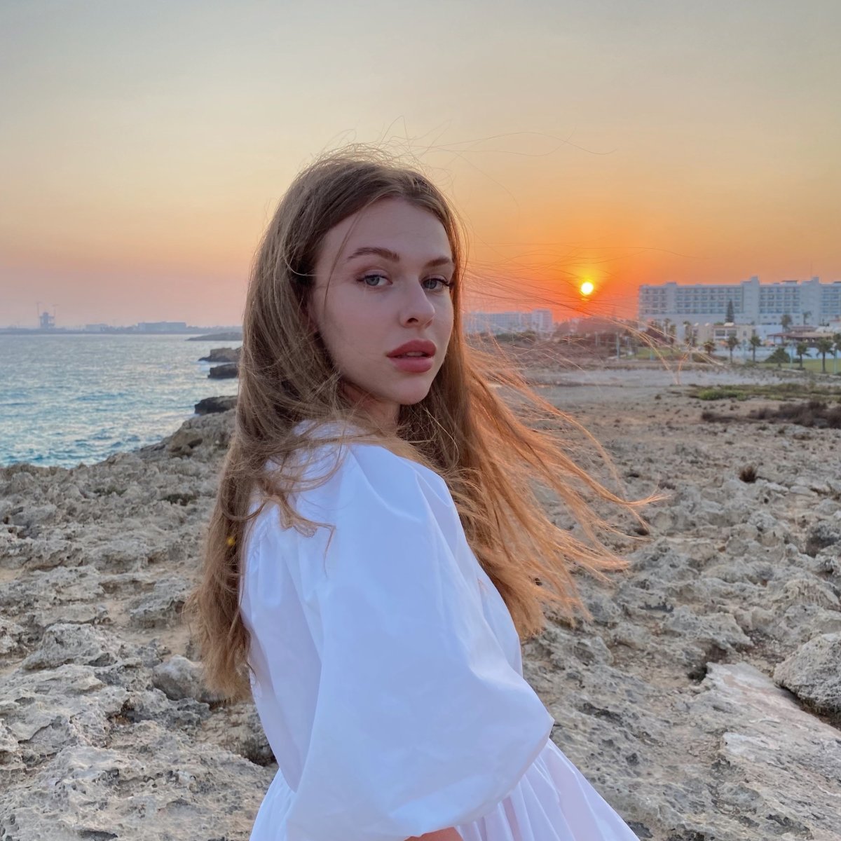 Лера Теллур