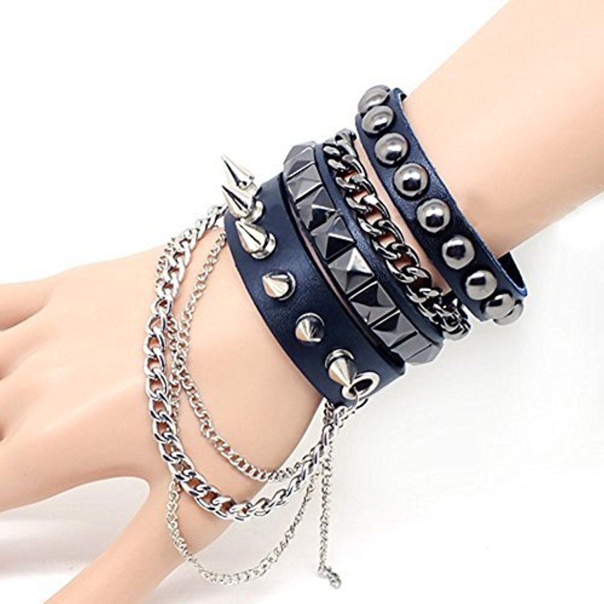 Браслеты с шипами для девушек