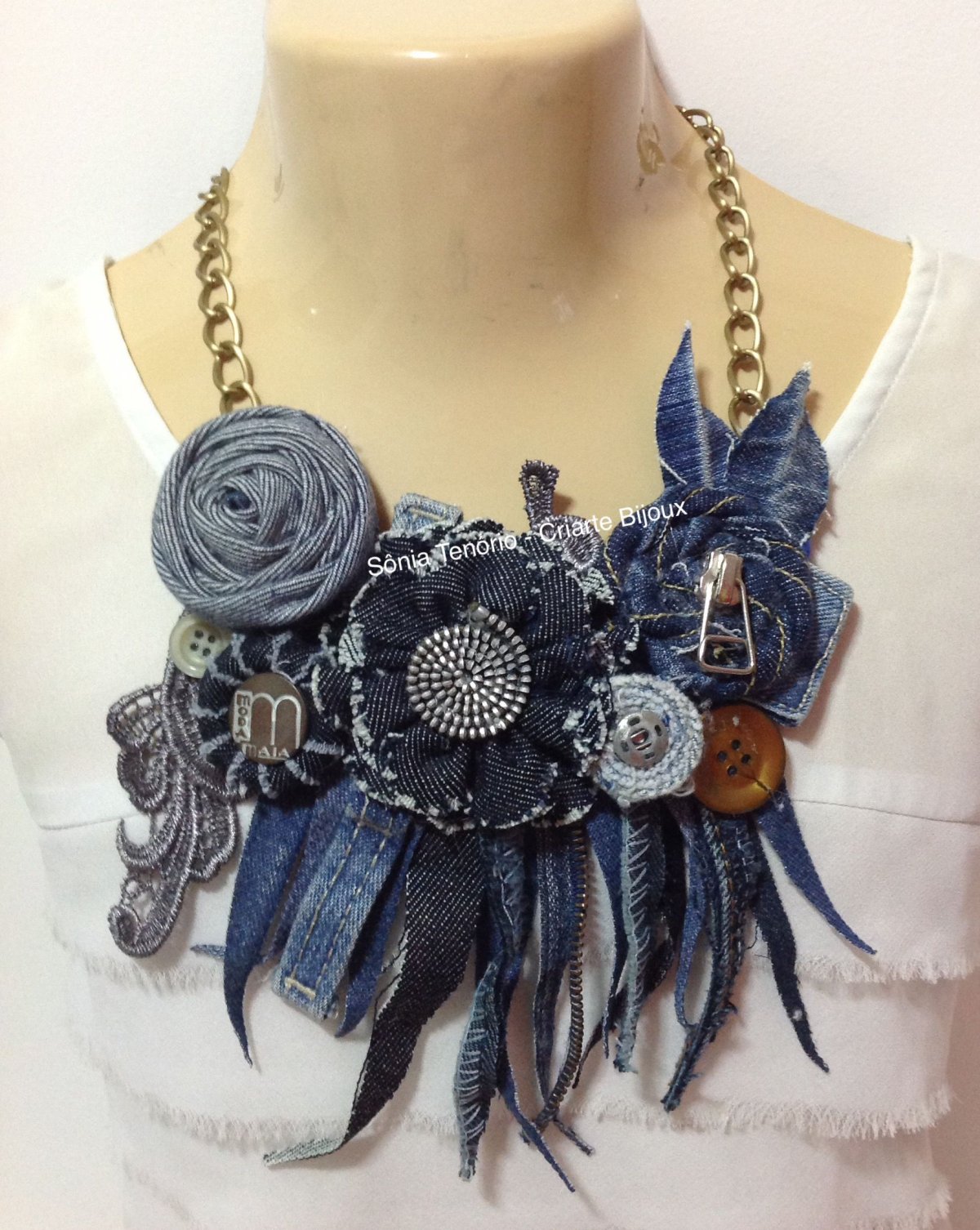 Украшения из ткани