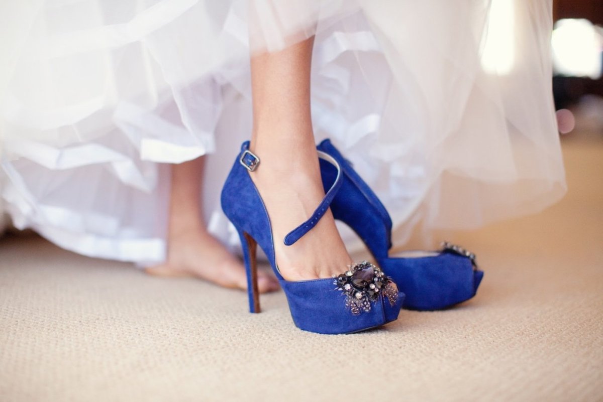 Яркие туфли на свадьбу
