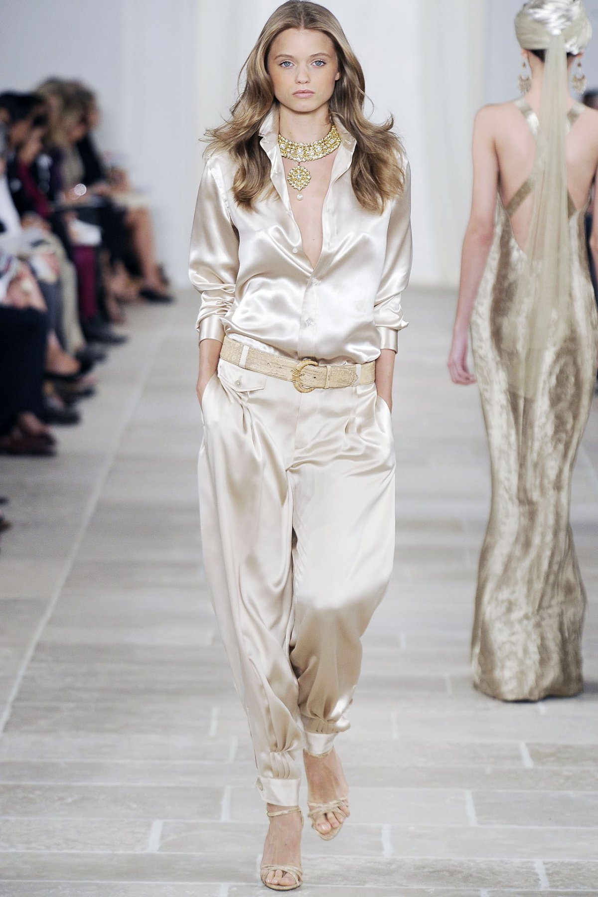 Брюки палаццо зеленые Зара