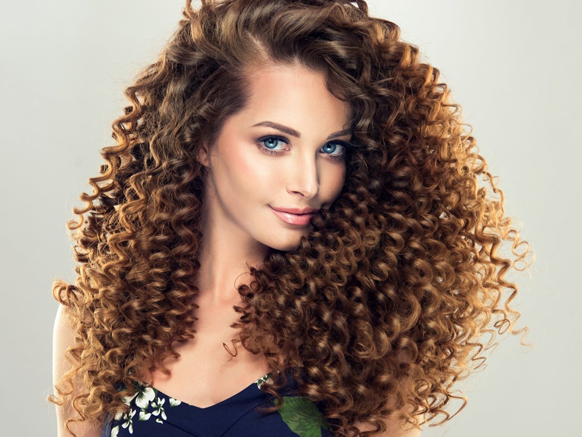 Катя Василенко кудри