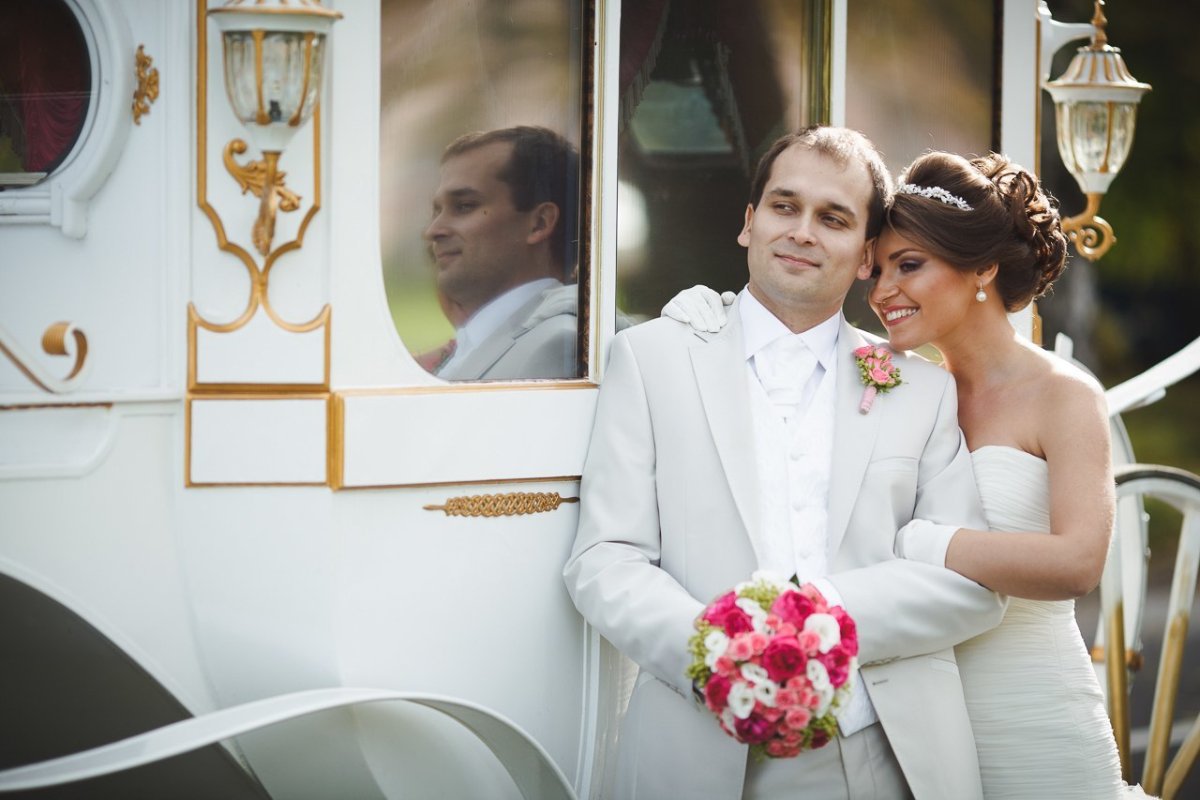 Свадьба март