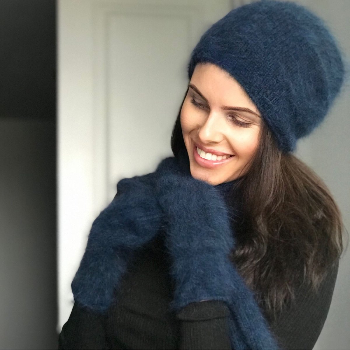 Женская шапка ангора