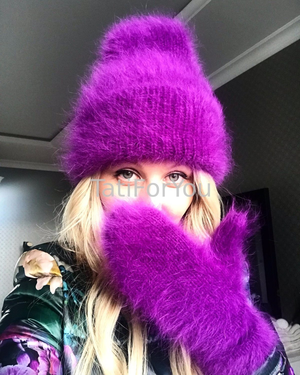 Комплект - "шапка,снуд,варежки" Александра