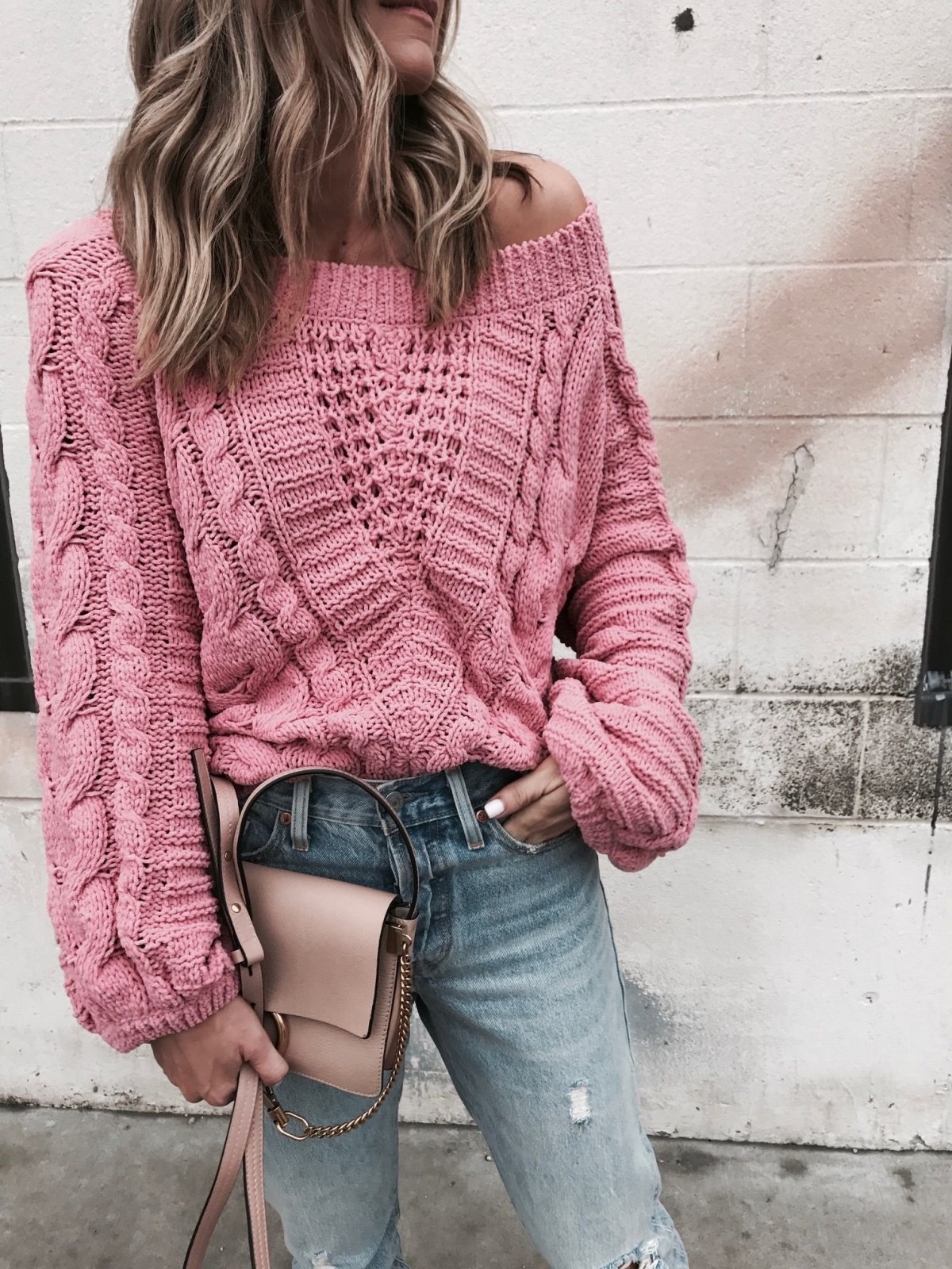 Свитер крупной вязки женский