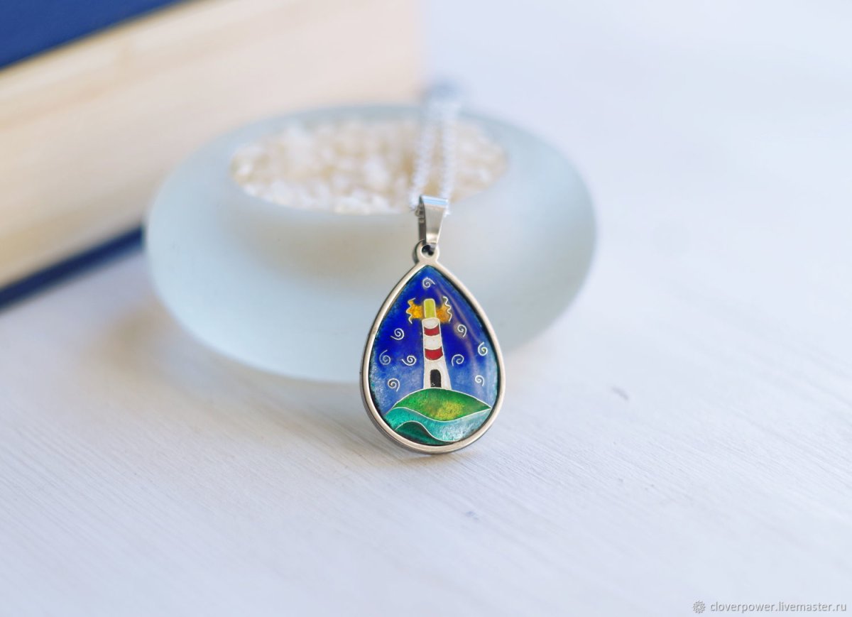 Серебряный кулон Маяк