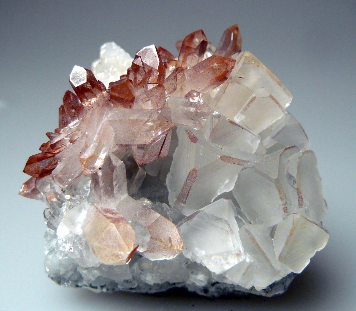 Агат белый кальцит