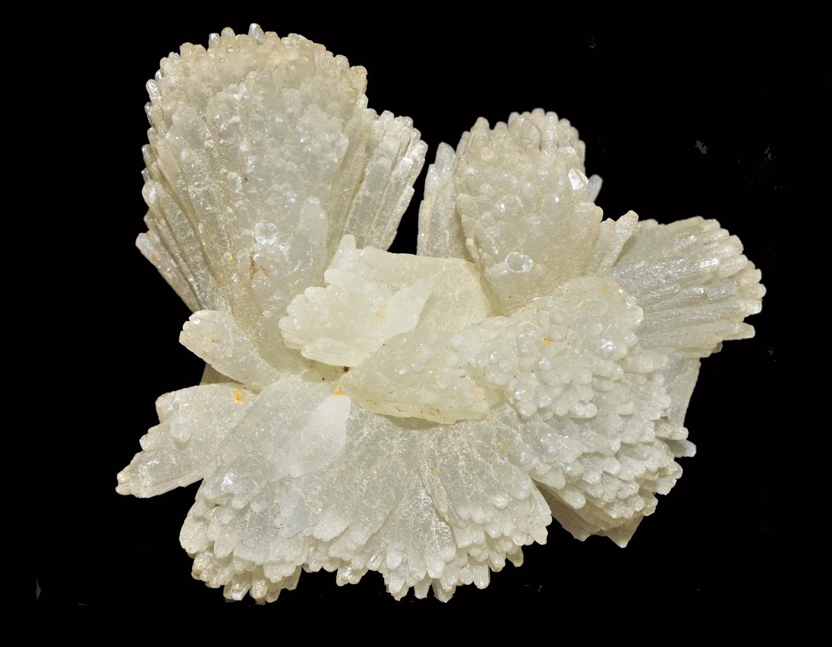 Медовый кальцит камень