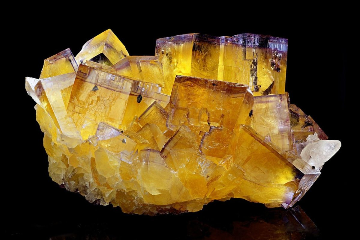 Кальцит для платьев