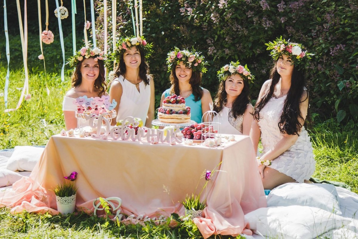 Девичник на природе