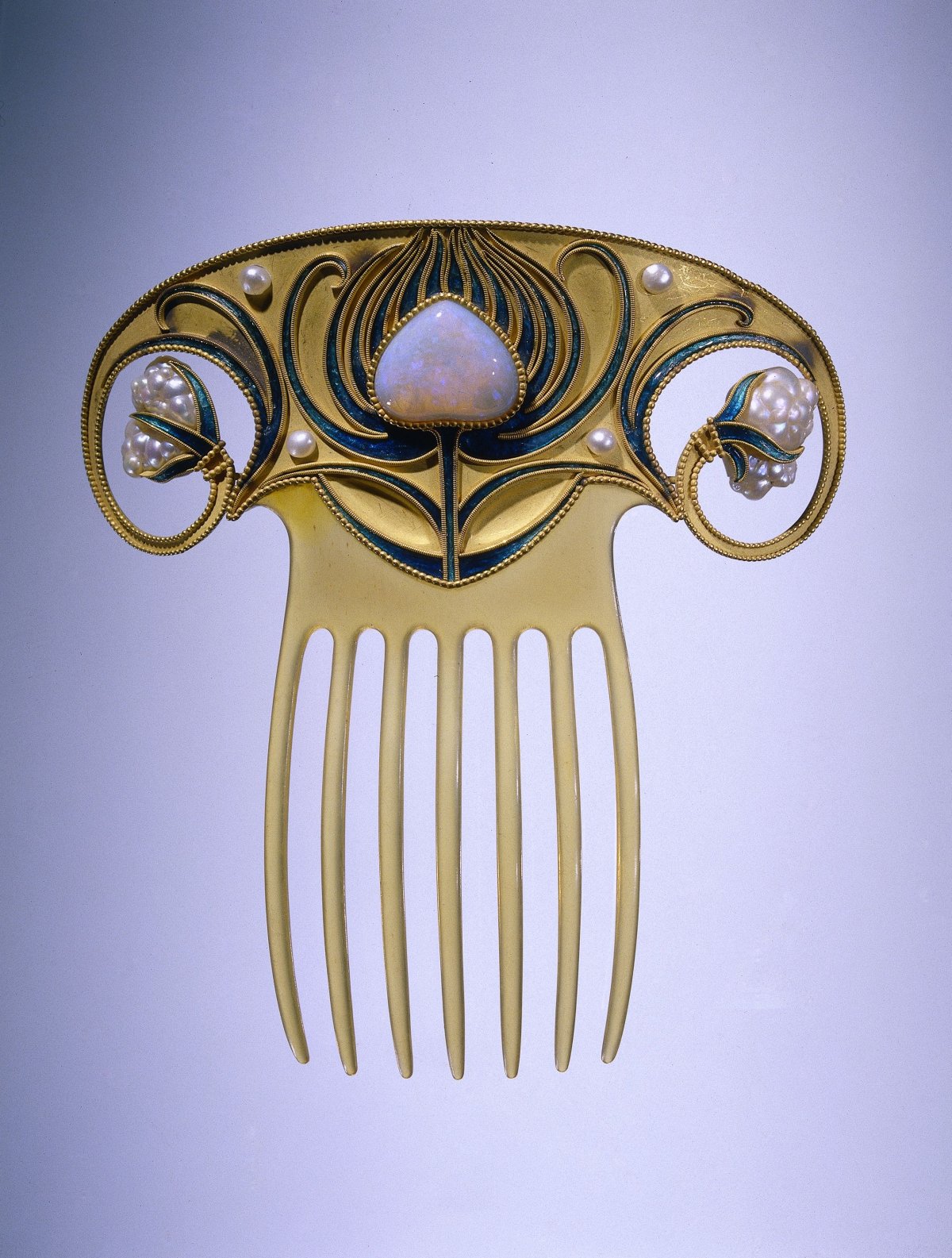 Луи Аукок украшения