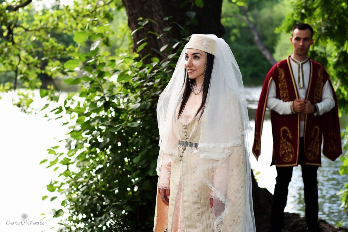 Армянский свадебный наряд