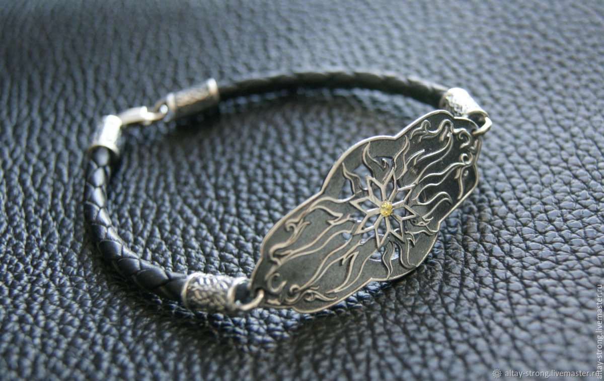 Серебряный браслет Алатырь