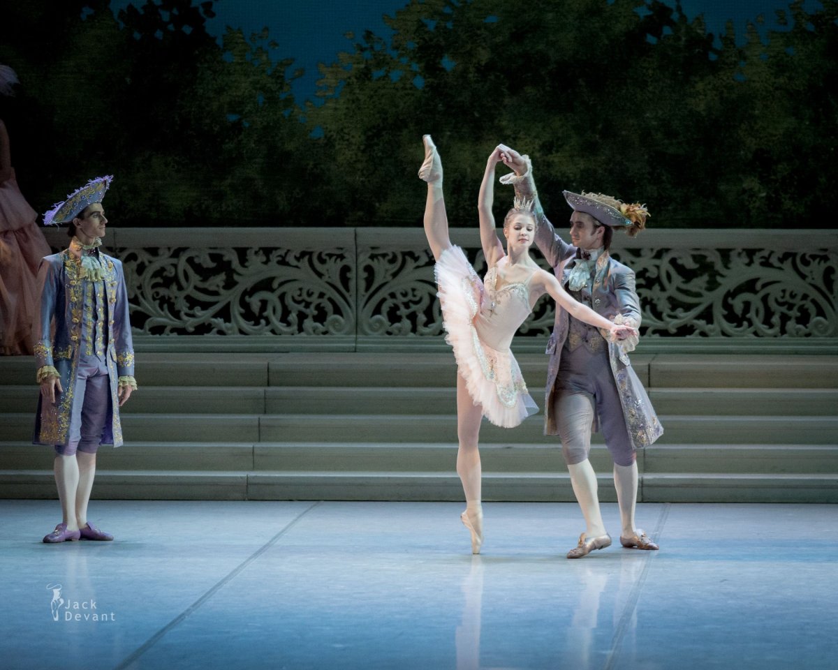 Ирина Голуб балерина