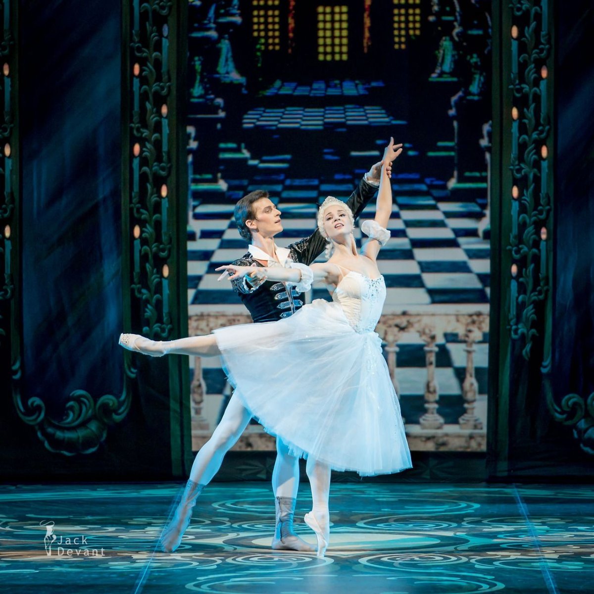 Анжелина Эрнестовна Воронцова