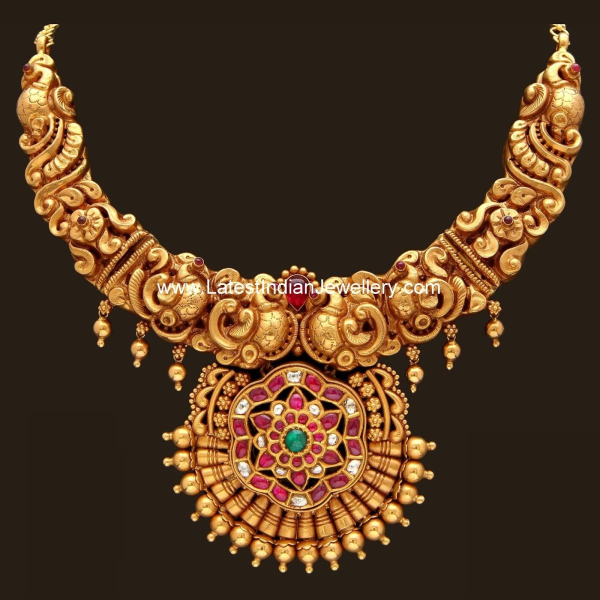 Ювелир древней Индии навартаны