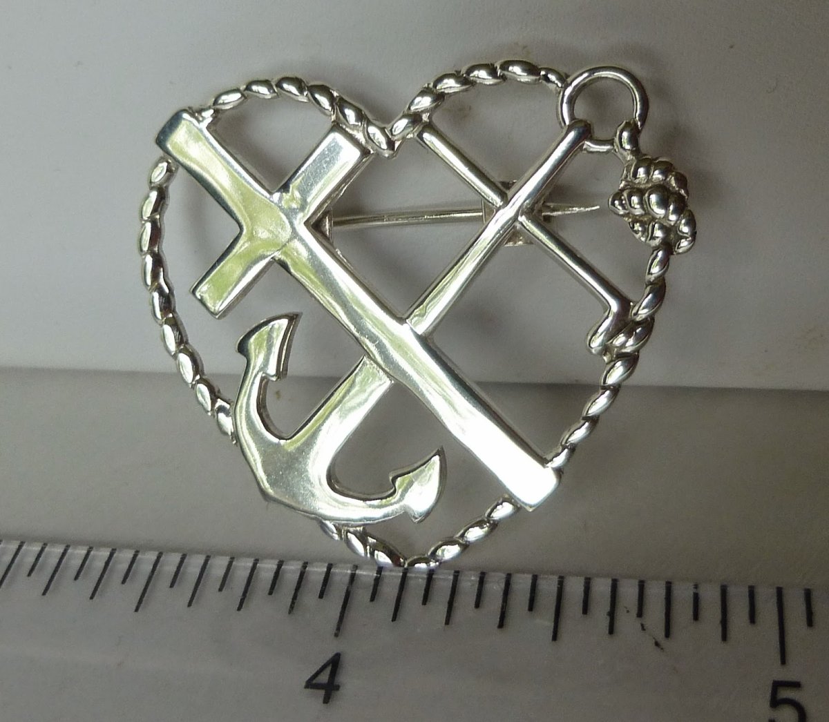 Браслет серебряные Вера Надежда любовь