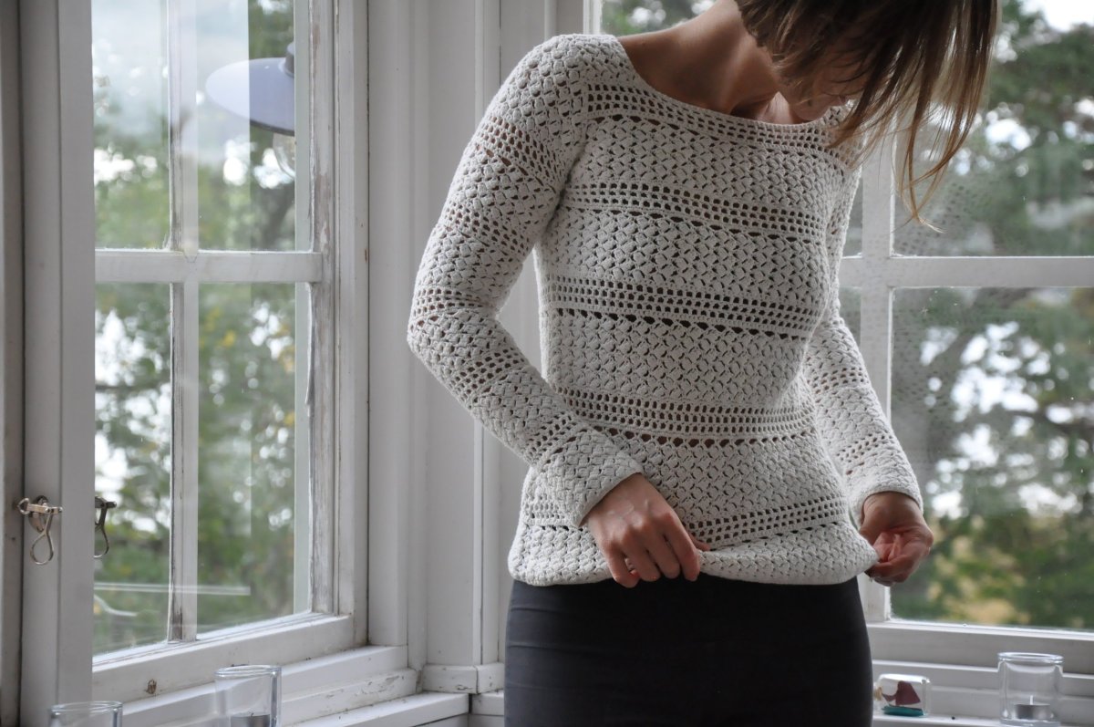 Свитер крючком