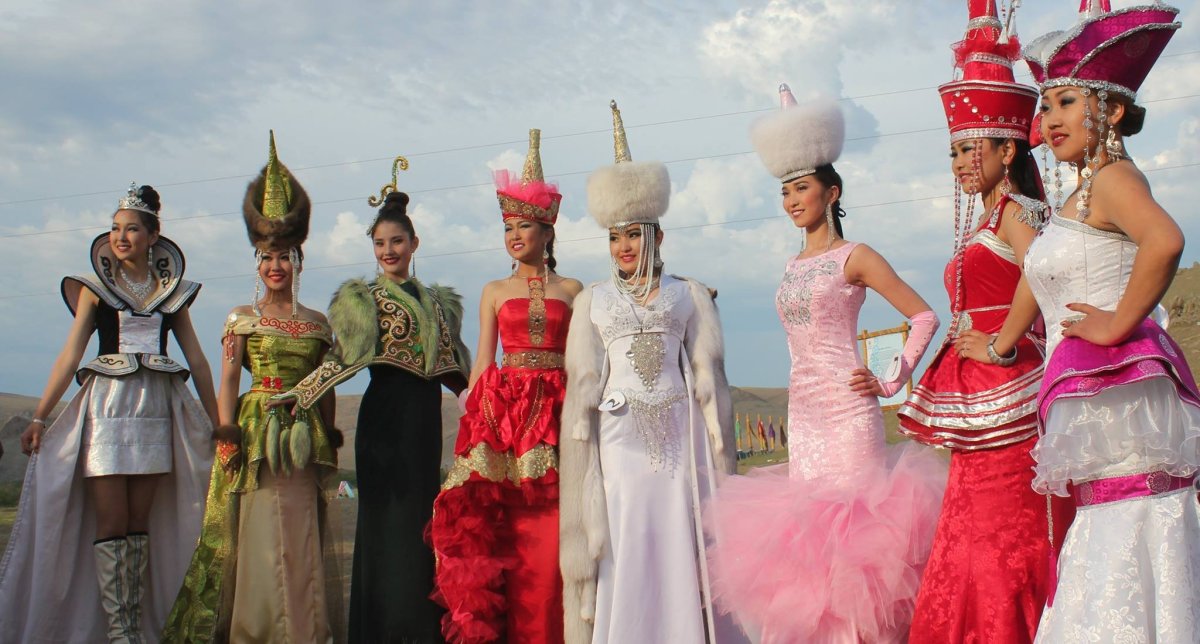 Элиста достопримечательности Золотая обитель Будды Шакьямуни