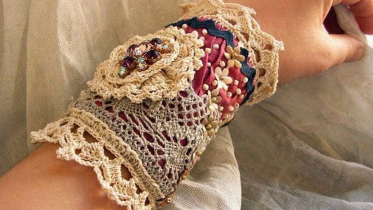 Украшения крючком