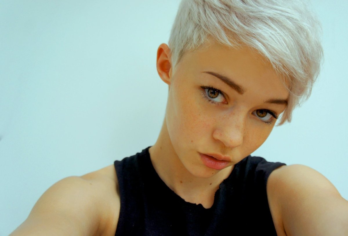 Короткие стрижки для девочек