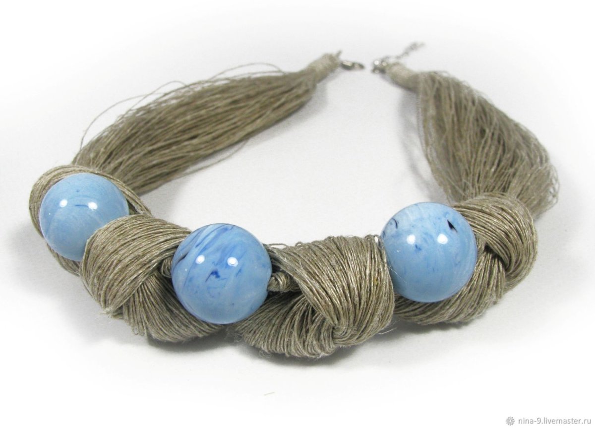 Бусы из бечевки