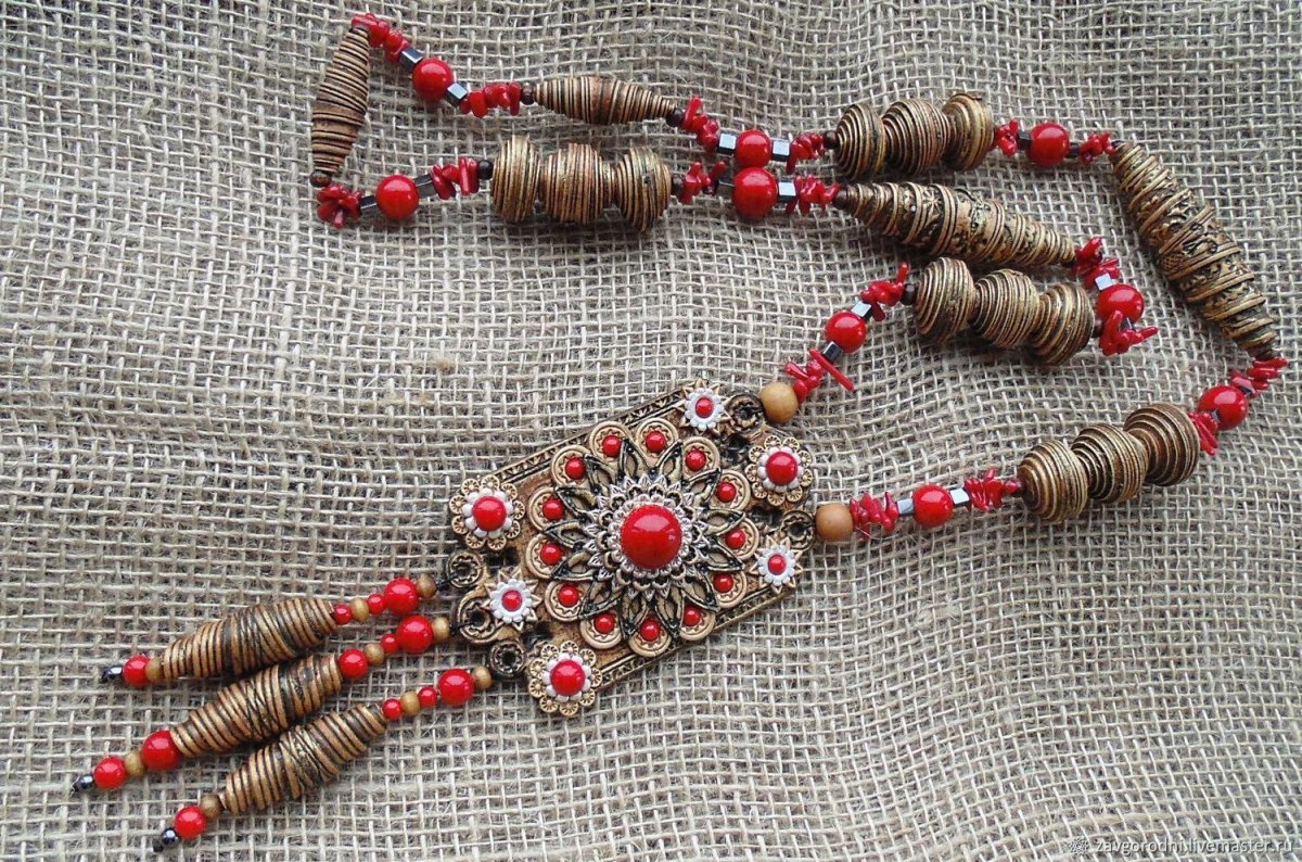 Украшения из бусинок
