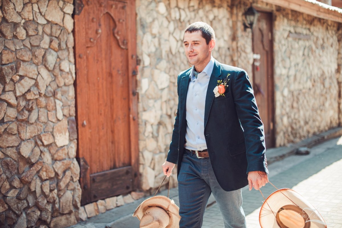 Образ жениха в джинсах