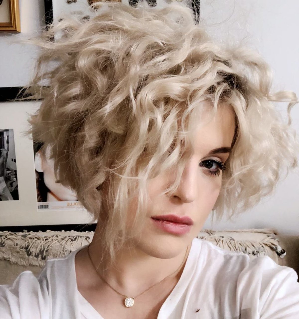 Боб каре на кучерявые волосы