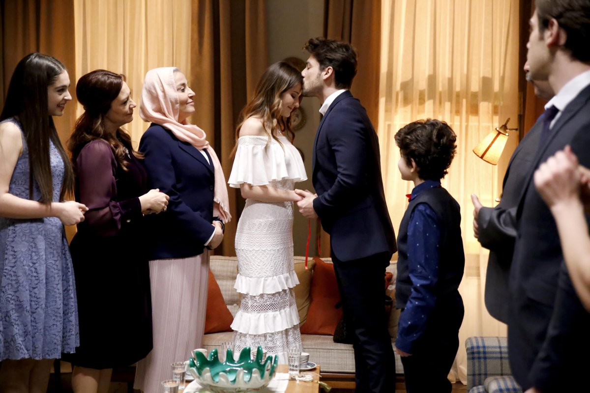 Азра и Дженк сериал турецкий