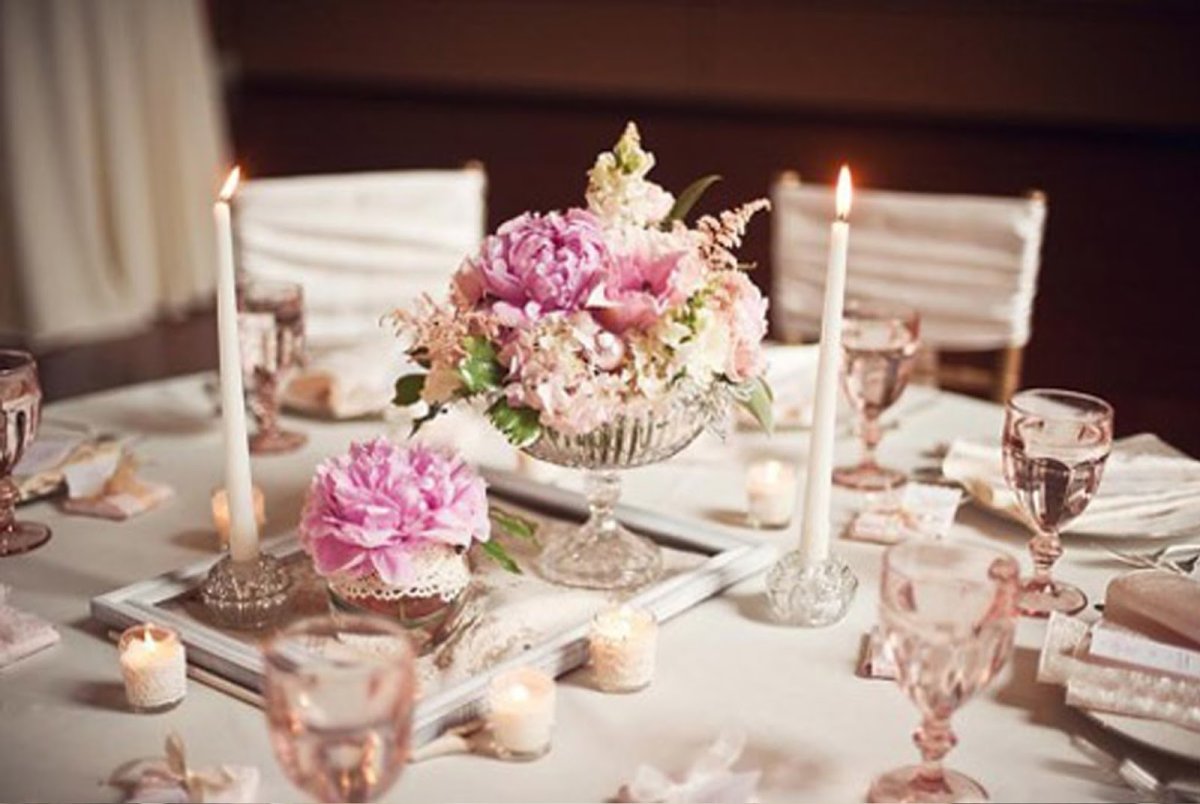 Украшение зала в стиле ретро