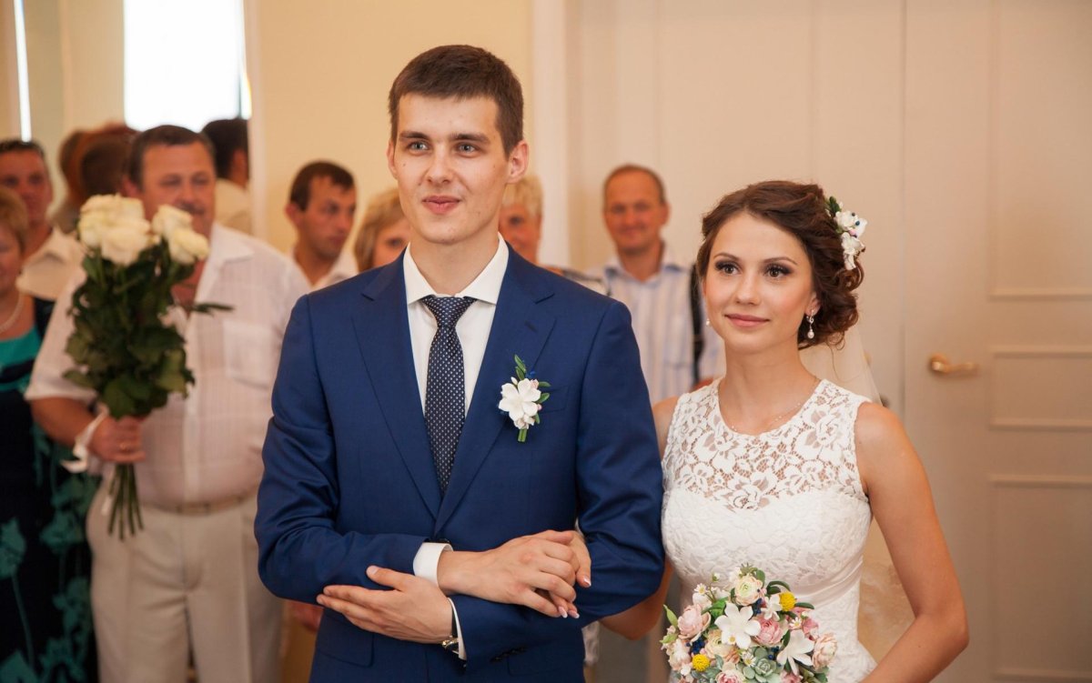 Стол для росписи в ЗАГСЕ