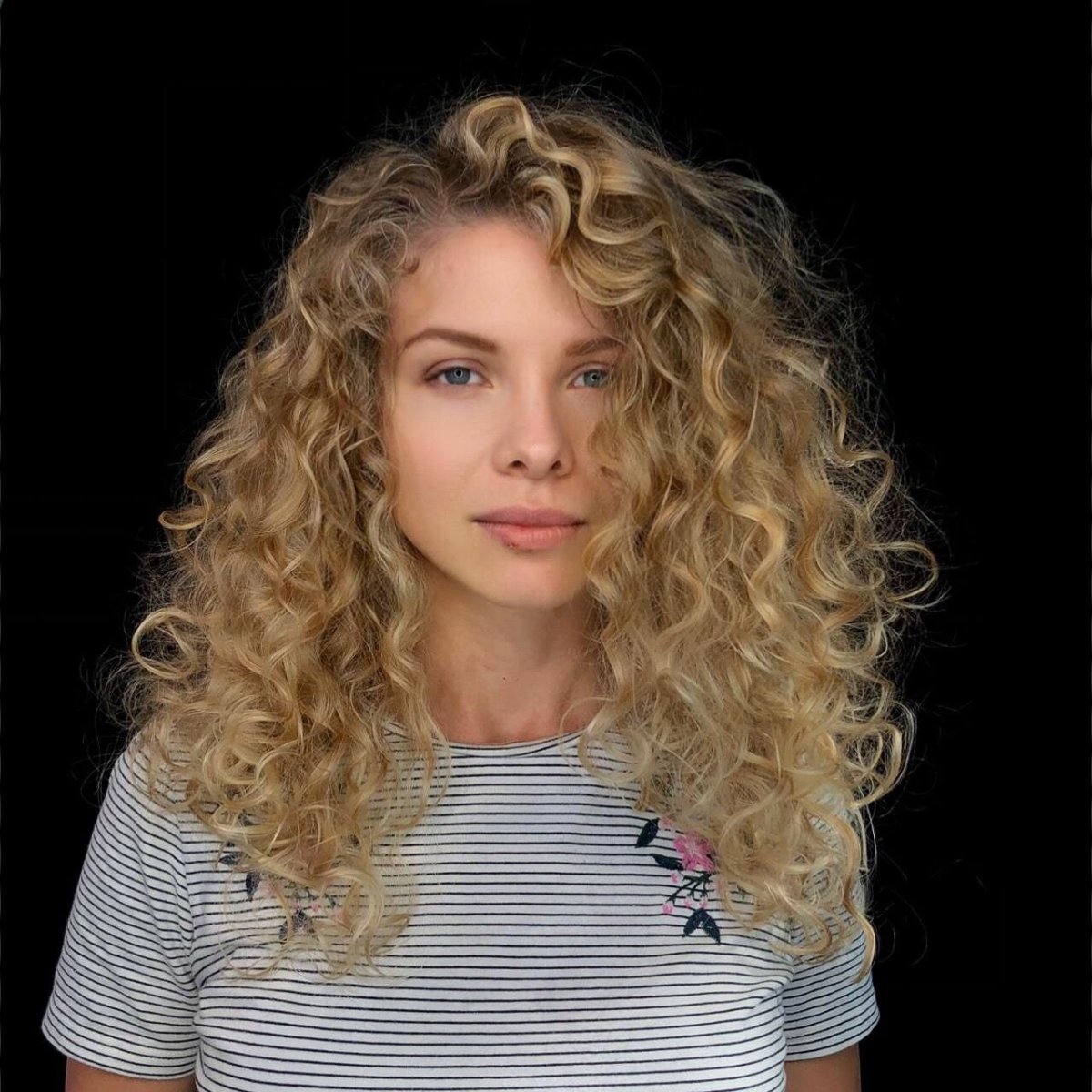 Аминокислотная завивка волос