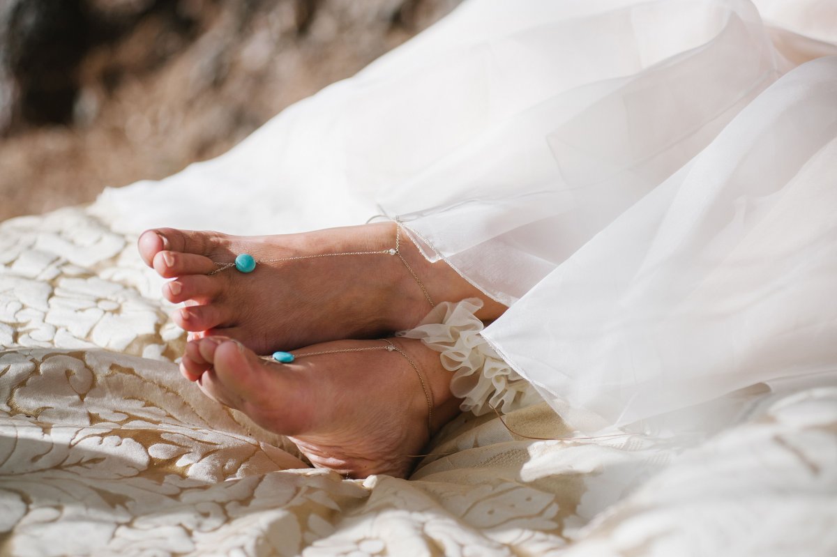 Невеста босиком