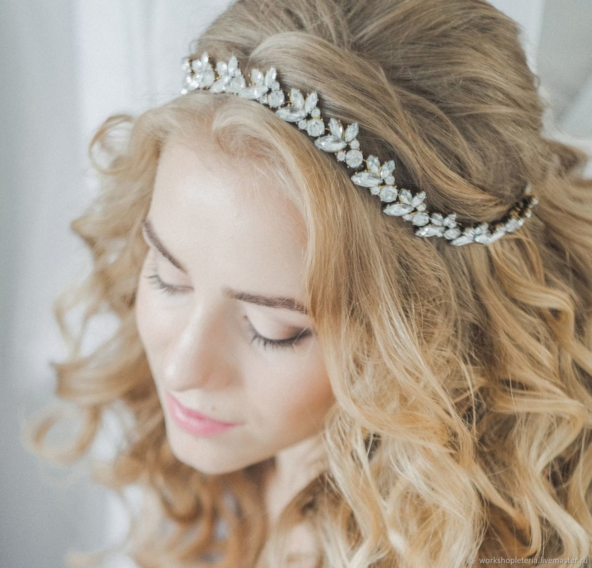 Свадебный ободок на голову