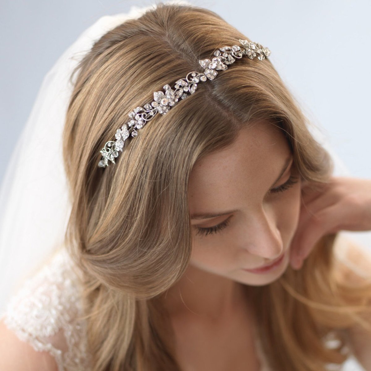 Украшение на голову для невесты