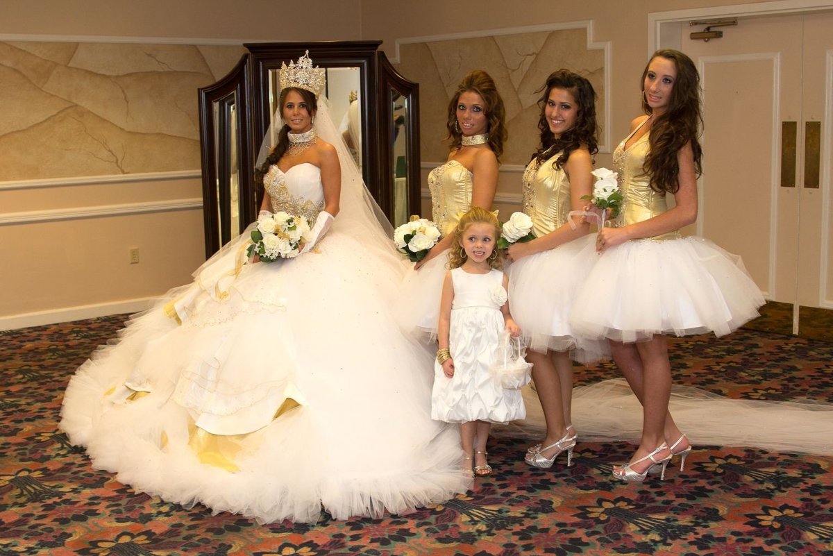 Сондра Челли платья