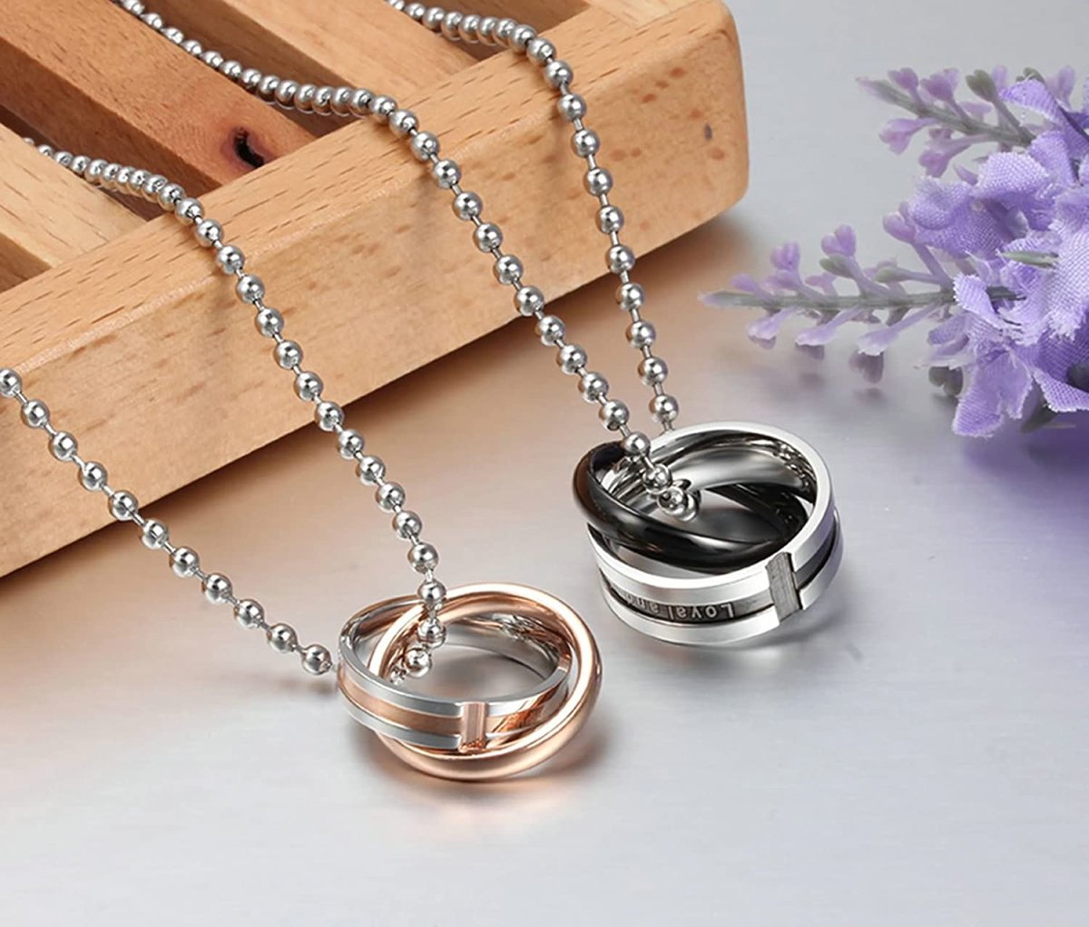 Подвески для пары