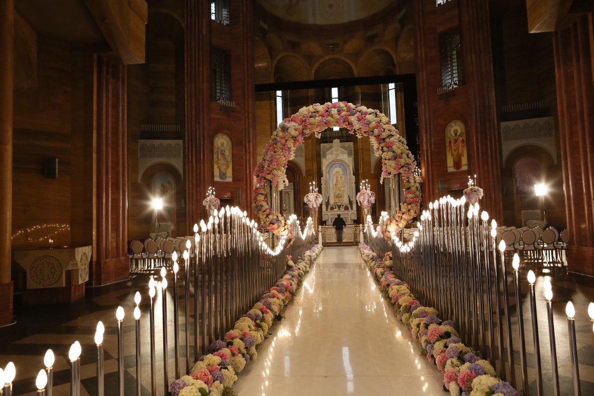 Венчание в армянской церкви в Москве